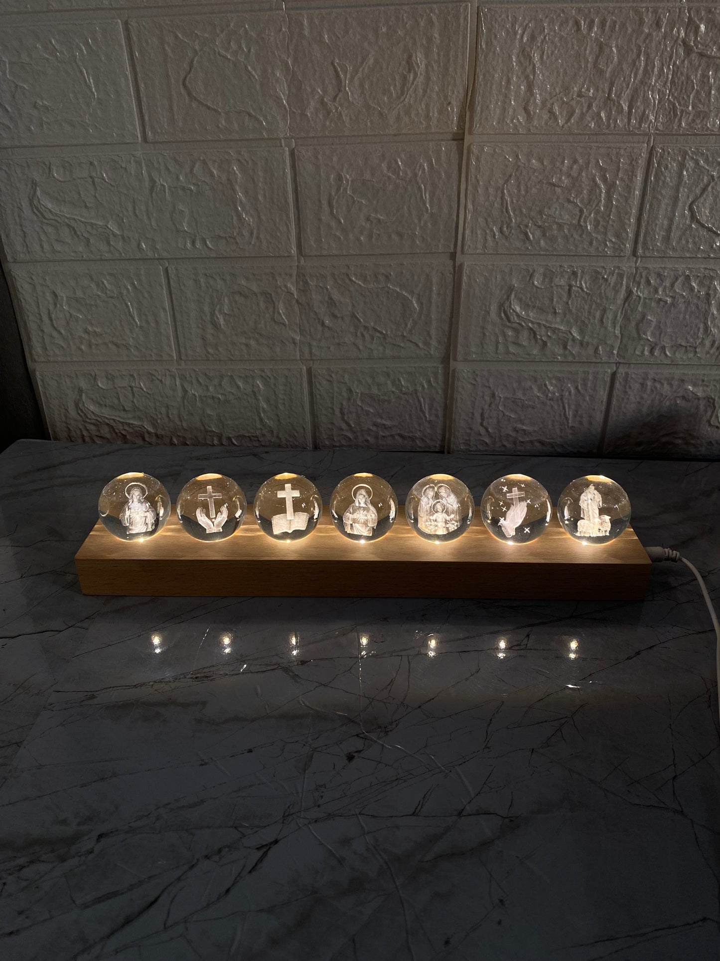 Mini Esferas de Cristal Cristianas 3D.